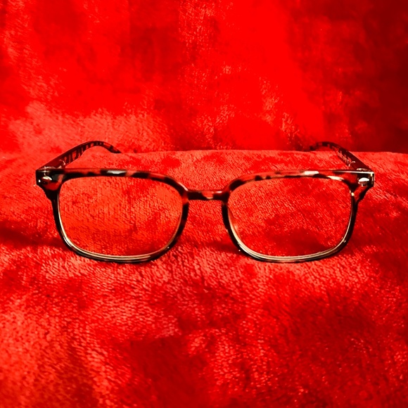 (3) Pairs of Readers + (1) Pair Reader Sunglasses +2.0 - Picture 11 of 16